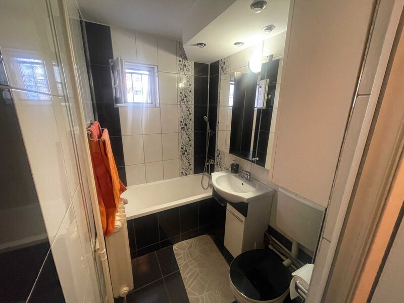 Berceni, Aleea Resita, renovat, totul nou